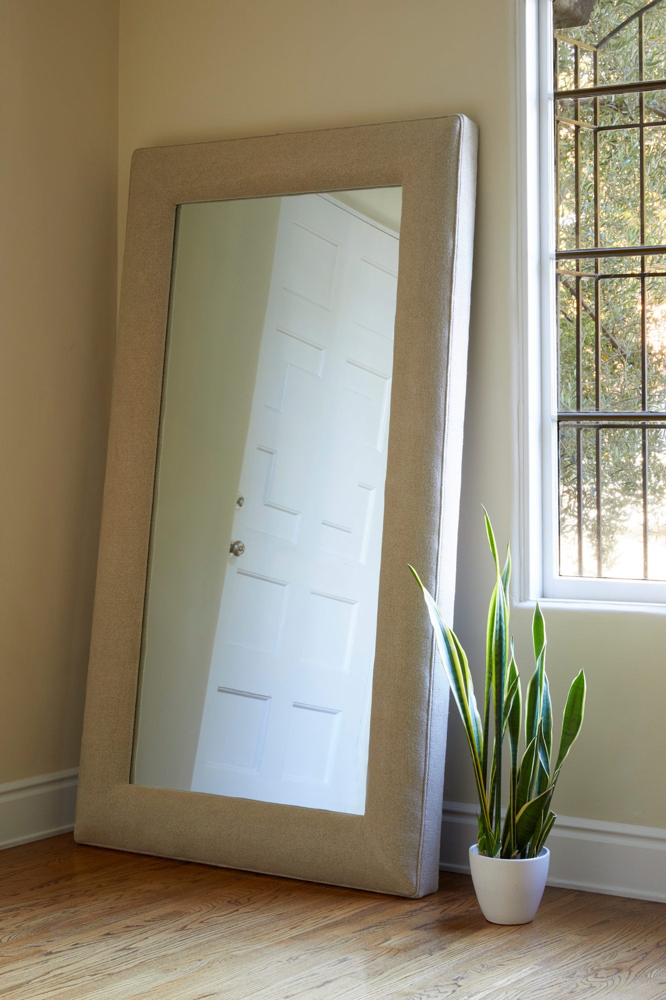  Isabel Floor Mirror - Rectangular 